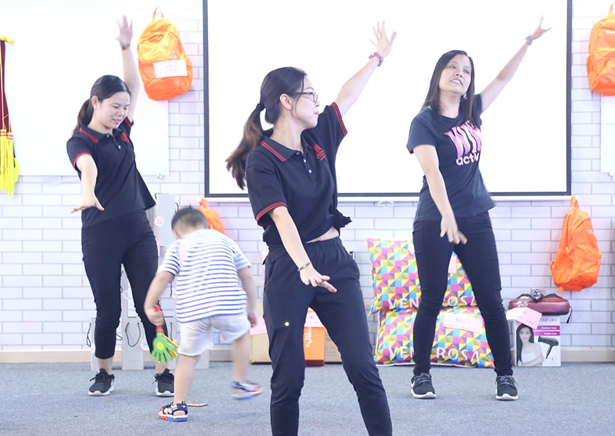 冠一13屆快樂(lè)會(huì)議